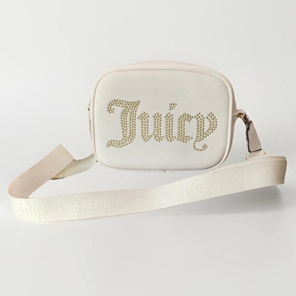 JUICY COUTURE East West Goth Stud Logo Obsession Camera Bag Xbody Classic Spring